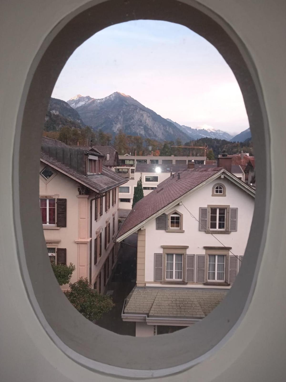 Meiringen Holiday エクステリア 写真