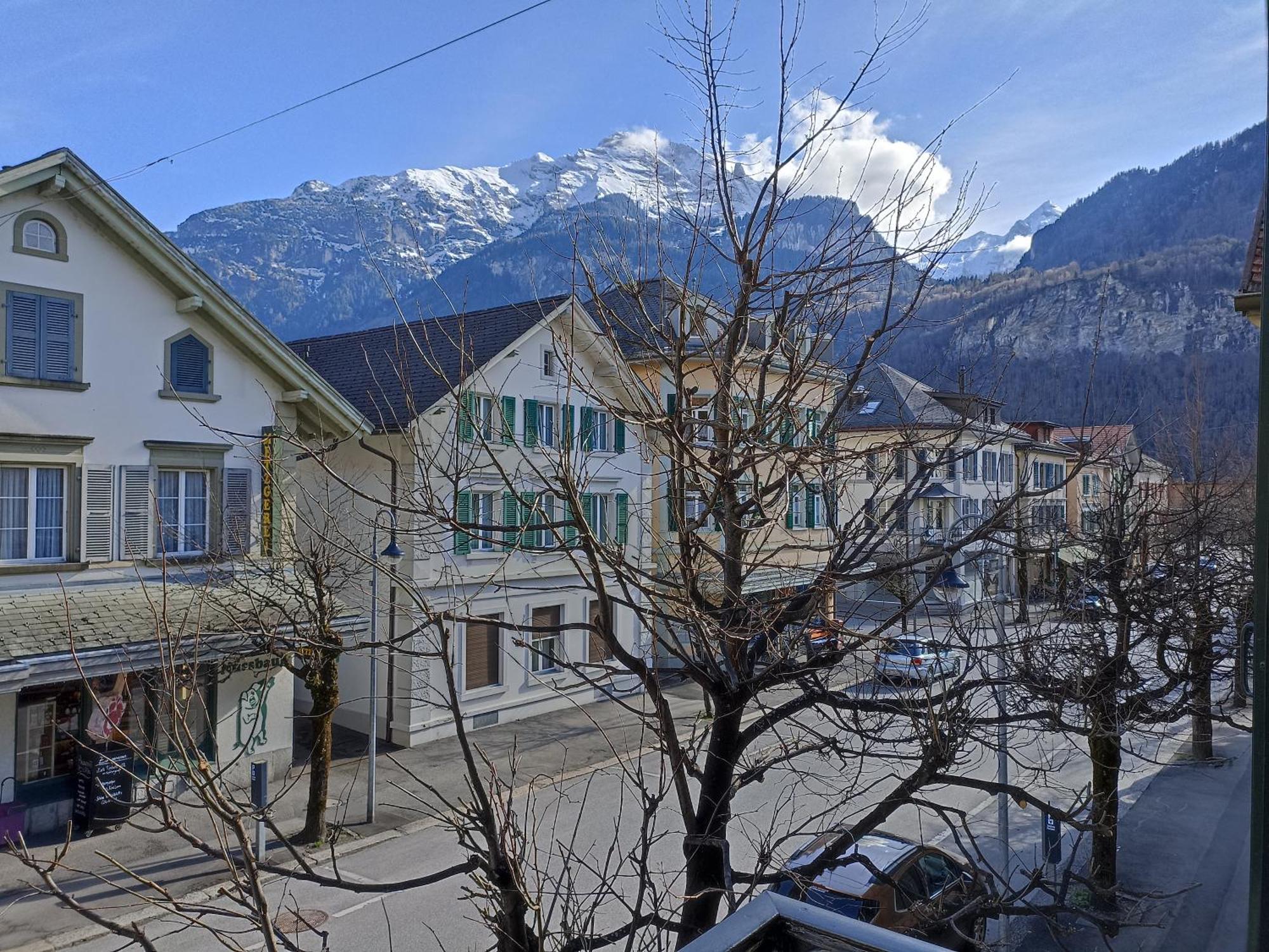 Meiringen Holiday エクステリア 写真